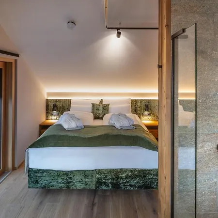 Luxury Chalet With Heated Pool Prázdninový dům *
