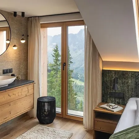 Luxury Chalet With Heated Pool Haus im Ennstal